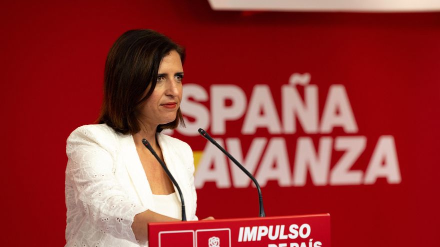 La portavoz del PSOE, Esther Peña, en una rueda de prensa en Ferraz al día siguiente de las elecciones europeas del 9 de junio