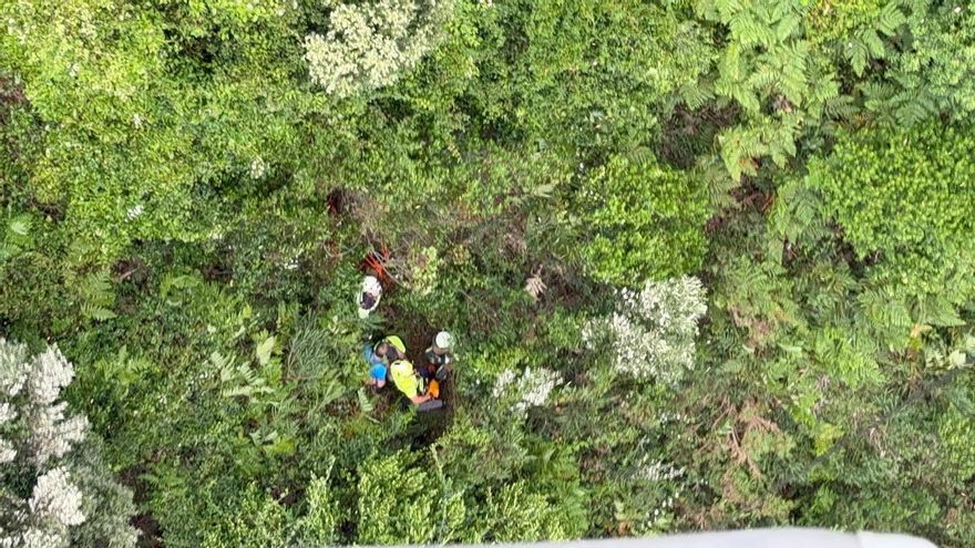 Rescatados en helicóptero dos peregrinos franceses desviados de la ruta en Castro Urdiales