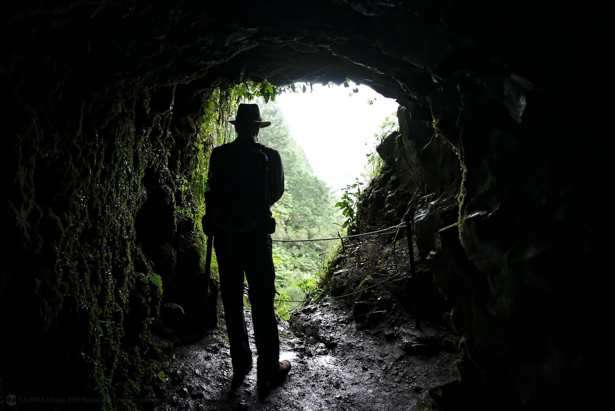 Galería camino de Caldeirao Verde.