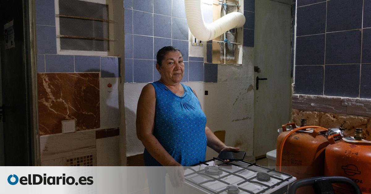 El infierno de los trasteros que un policía alquila ilegalmente a personas vulnerables:  No quiero acabar en la calle 