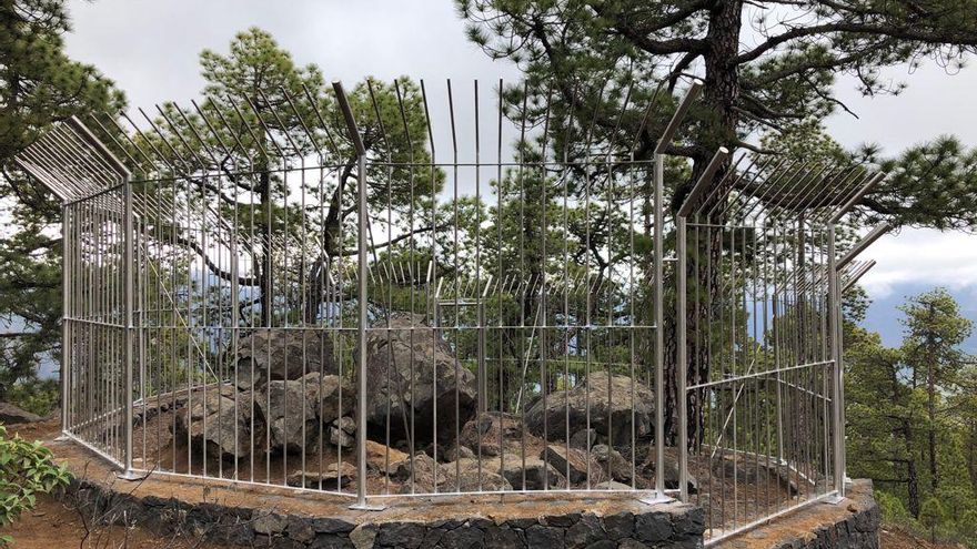 Transición Ecológica protege dos yacimientos arqueológicos con petroglifos de La Caldera de Taburiente