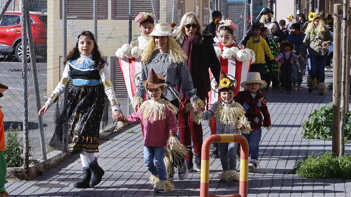 Pasacalles de los colegios por carnaval