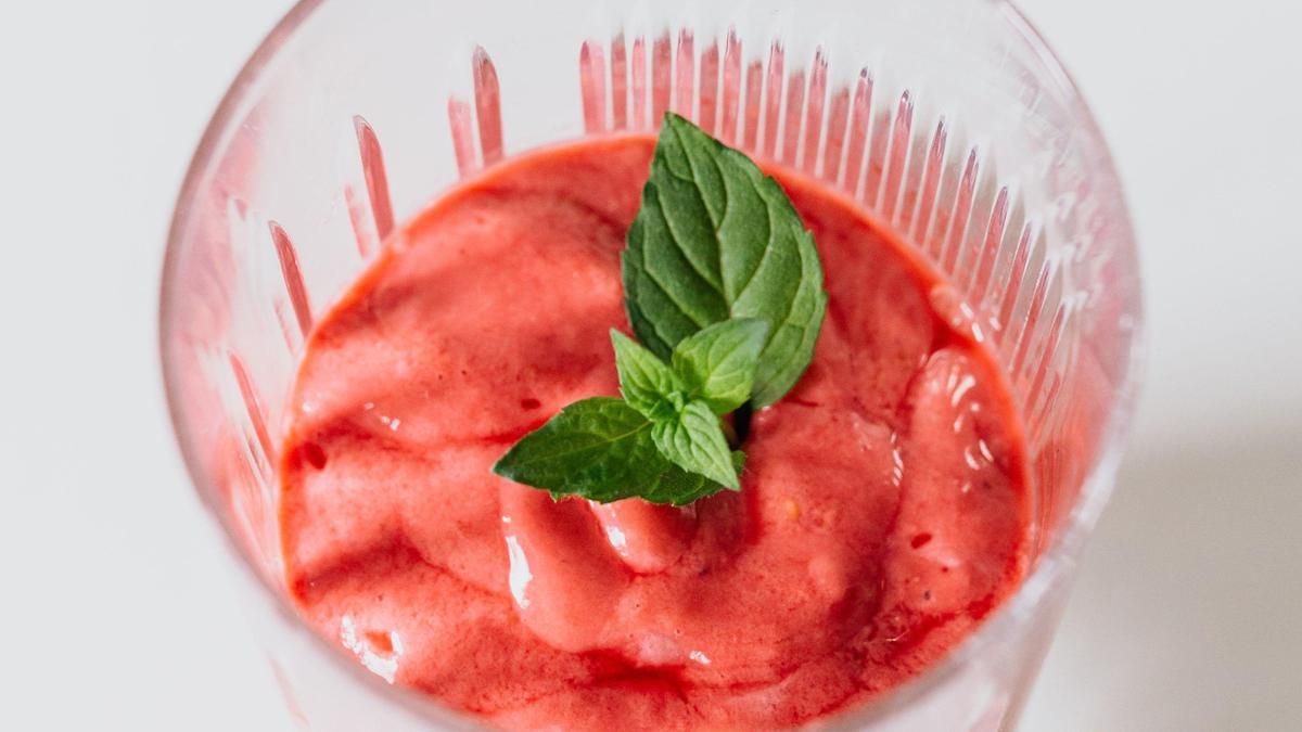 Sencillo y refrescante smoothie de sandía