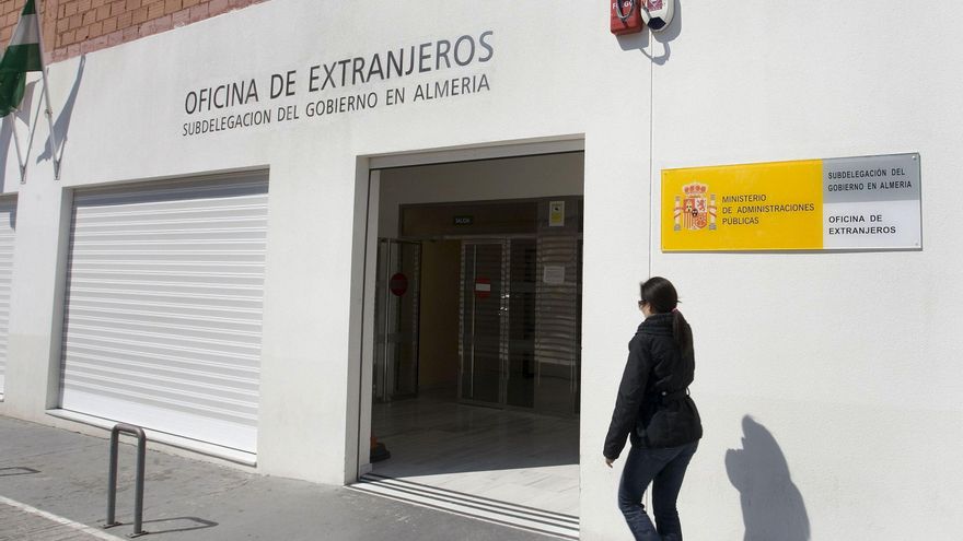 El 63 % de españoles ve la inmigración como oportunidad o necesidad, según una encuesta