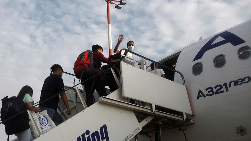 Más de mil menores no acompañados en Grecia fueron reubicados en otros países