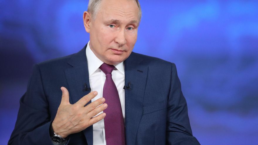 Putin anima a vacunarse y advierte contra provocaciones a EEUU y Reino Unido