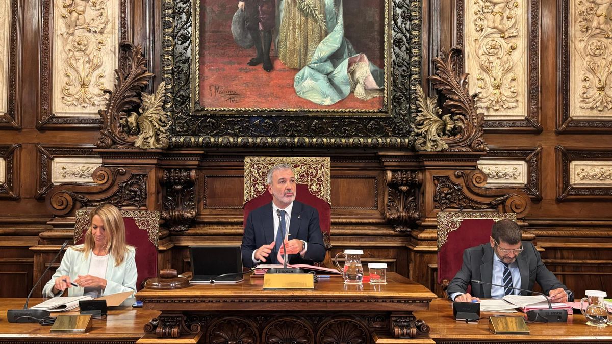 El PSC pacta los presupuestos de Barcelona con ERC y acerca posiciones con los Comuns