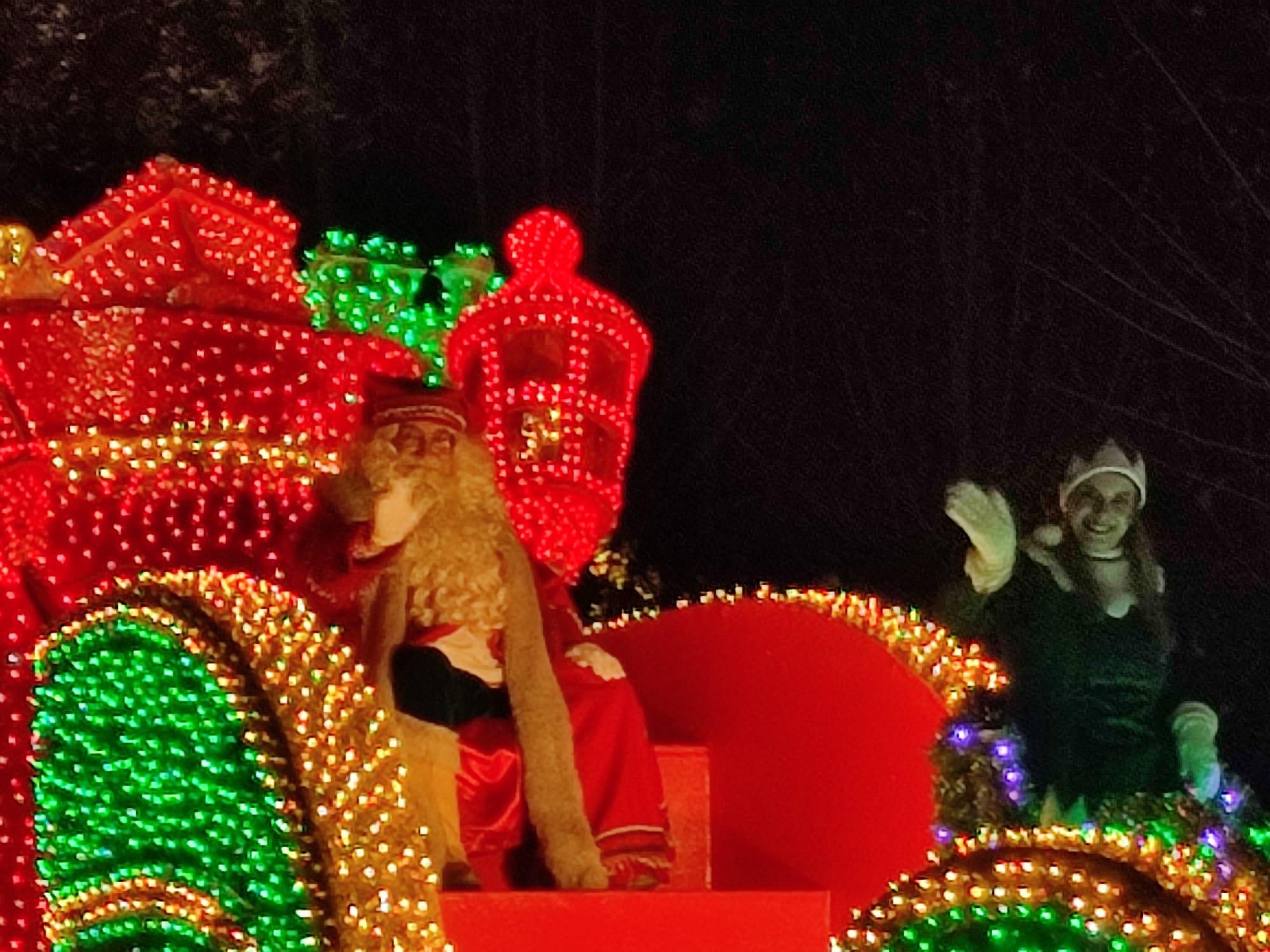 Así brilló y llenó de ilusión a León la Cabalgaza de la Navidad de 2025