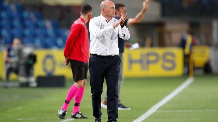 Pepe Mel se despide de la afición: "En la distancia brindaré por el ascenso"