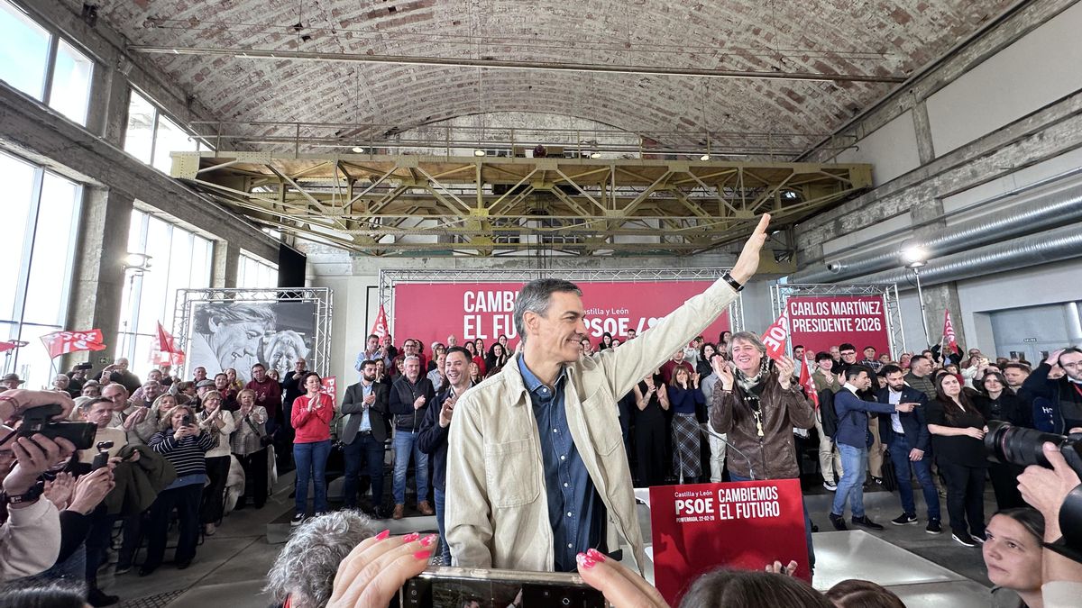 Pedro Sánchez en el acto campaña PSOE elecciones autonómicas 15M La Térmica Cultural