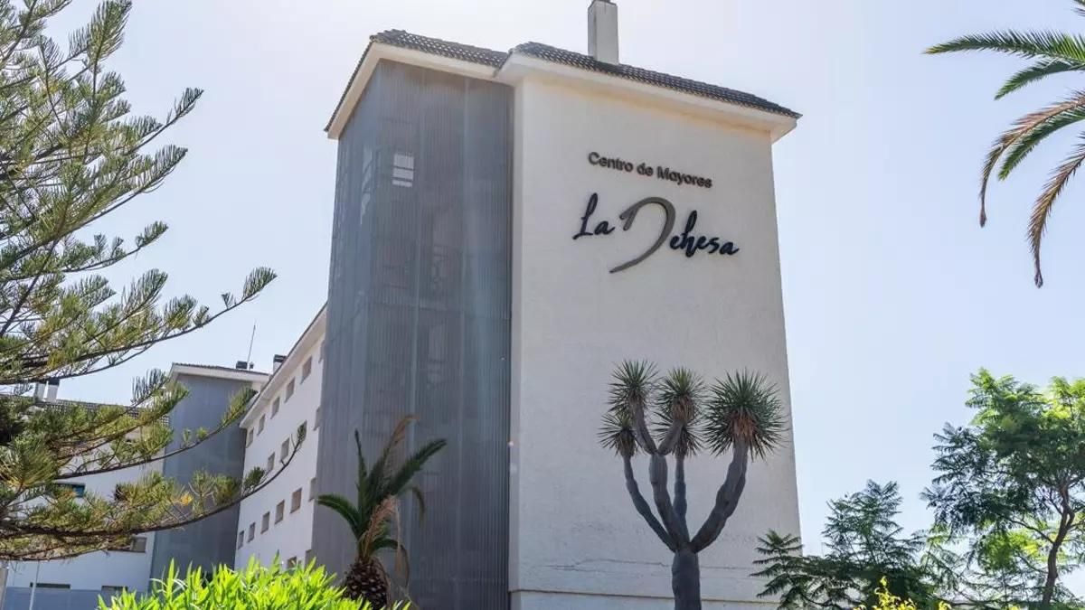 El Cabildo y las farmacias de La Palma garantizan el acceso a medicamentos a personas usuarias de la Residencia de Mayores La Dehesa