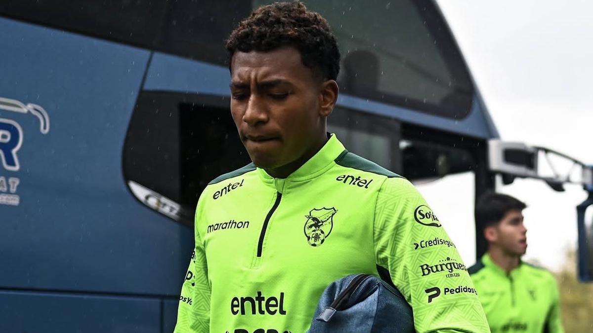 Marcelo Timorán concentrado con Bolivia.