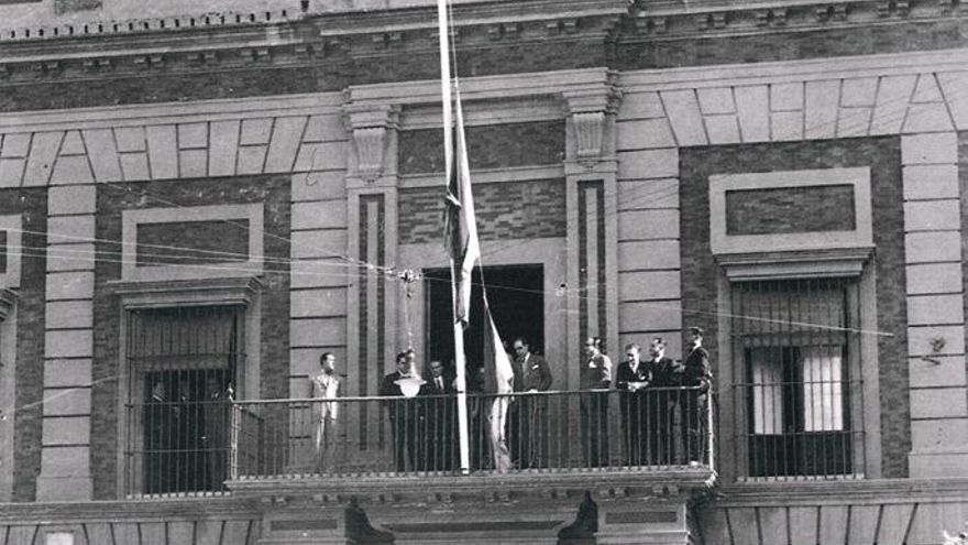 De marginal a símbolo, 90 años del frenesí que acercó la bandera verde y blanca a los andaluces