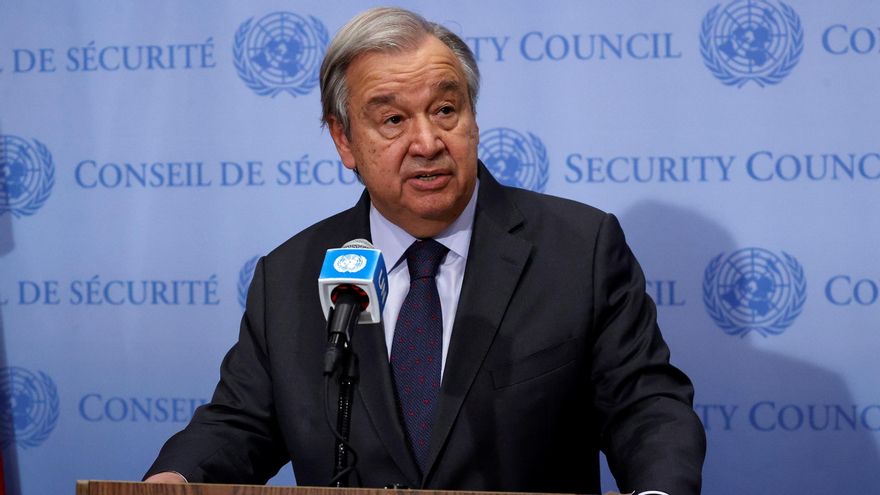 El secretario general de la ONU, António Guterres, habla en conferencia de prensa en la sede de Naciones Unidas, en Nueva York (EE.UU.), este 22 de febrero de 2022. EFE/EPA/Jasn Szenes