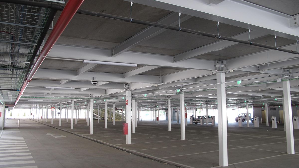 Interior del nuevo aparcamiento de Atocha