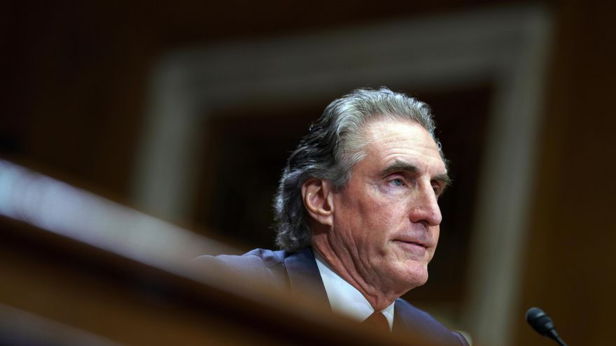El Senado de EE.UU. aprueba la nominación de Doug Burgum como secretario de Interior