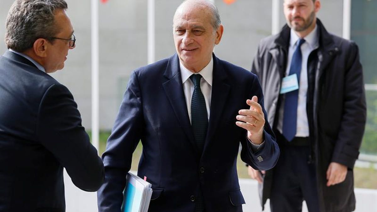 Jorge Fernández Díaz a su llegada a la reunión del Consejo de ministros de Justicia y Asuntos de Interior de la Unión Europea.