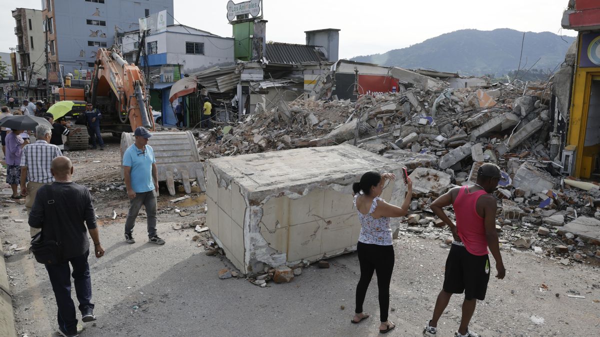 Exteriores confirma la muerte de un español en el terremoto de Colombia y reduce a 12 los nacionales en paradero desconocido