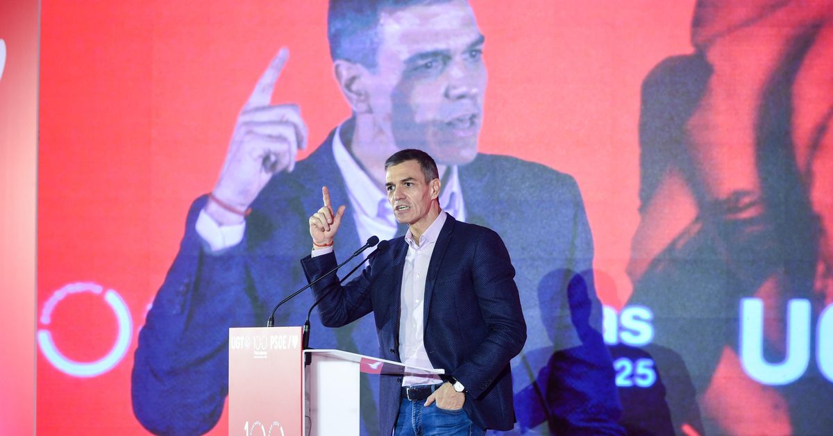 Sánchez intenta recuperar el control cercado por los casos de acoso sexual y corrupción