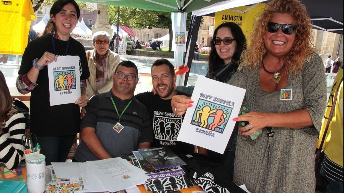 Más de 30 asociaciones participan el sábado en la XIII Feria del Voluntariado de León