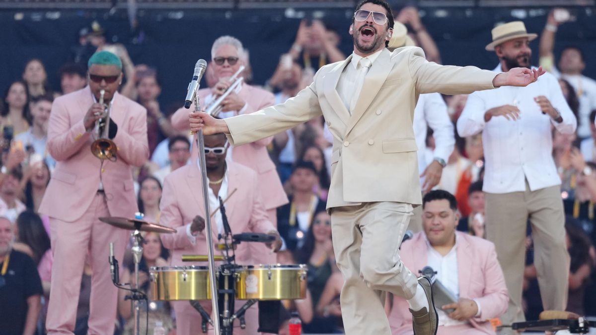 El cantante puertorriqueño Bad Bunny, la semana pasada en el Estadio Olímpico de Barcelona. EFE/Alejandro García