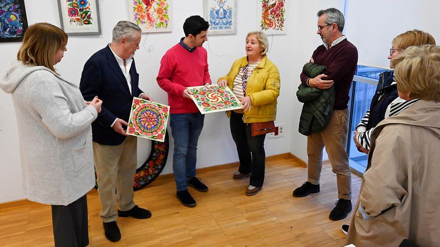 El centro cívico Mercedes Cacicedo acoge una exposición de pintura de Ucrania