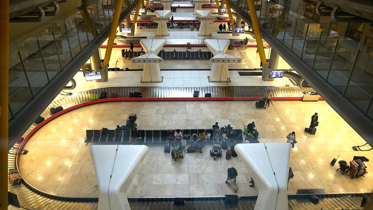 Los estafadores de Barajas, que usaron niños para esconder maletas y denunciar su extravío para reclamar 90.000 euros