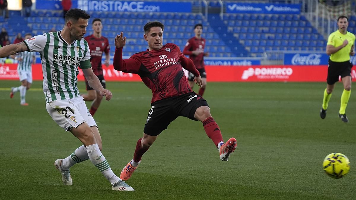 Las imágenes del CD Mirandés - Córdoba CF