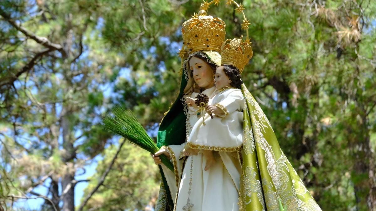 El Paso despide las Fiestas del Pino con la tradicional celebración en el Monte
