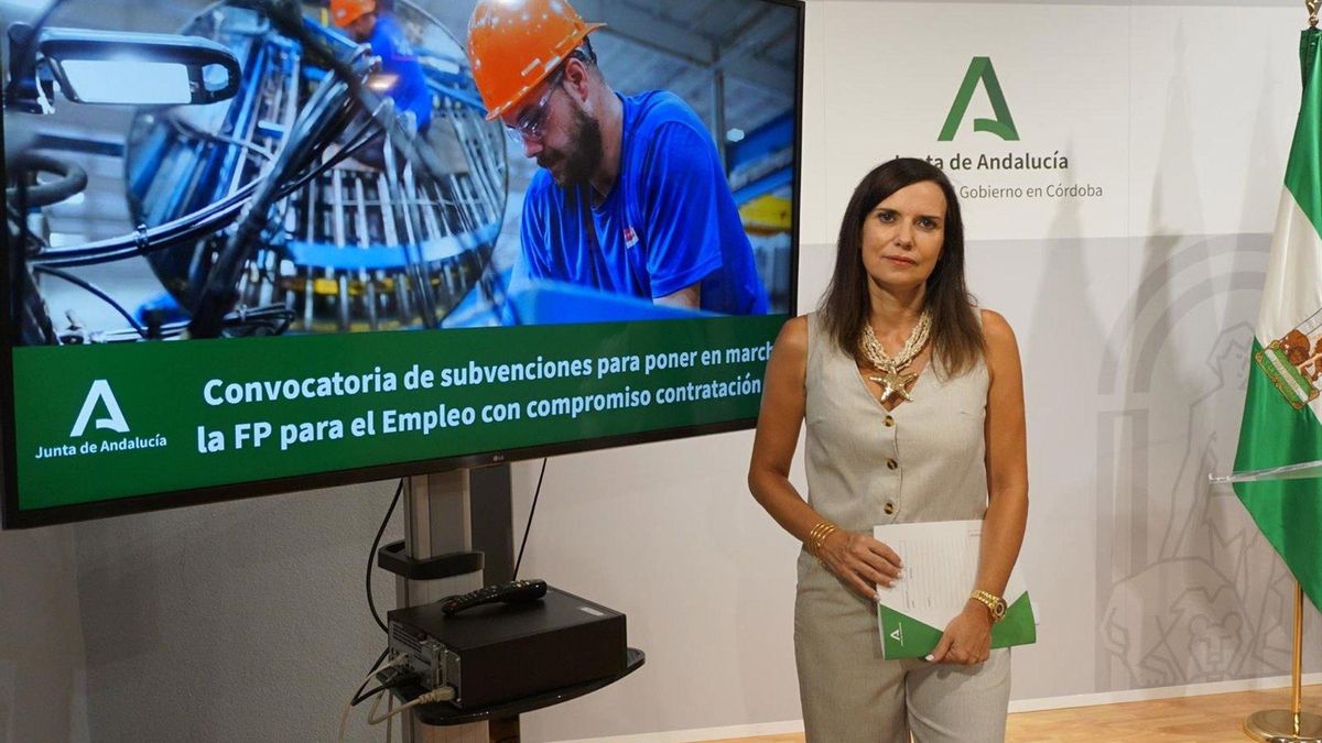 La delegada de Empleo, Empresa y Trabajo Autónomo de la Junta de Andalucía, María Dolores Gálvez.