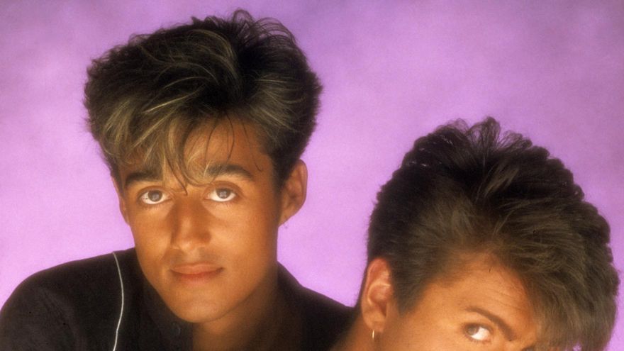 Es uno de los grandes éxitos del pop de los 80 y nació por un error en una nota