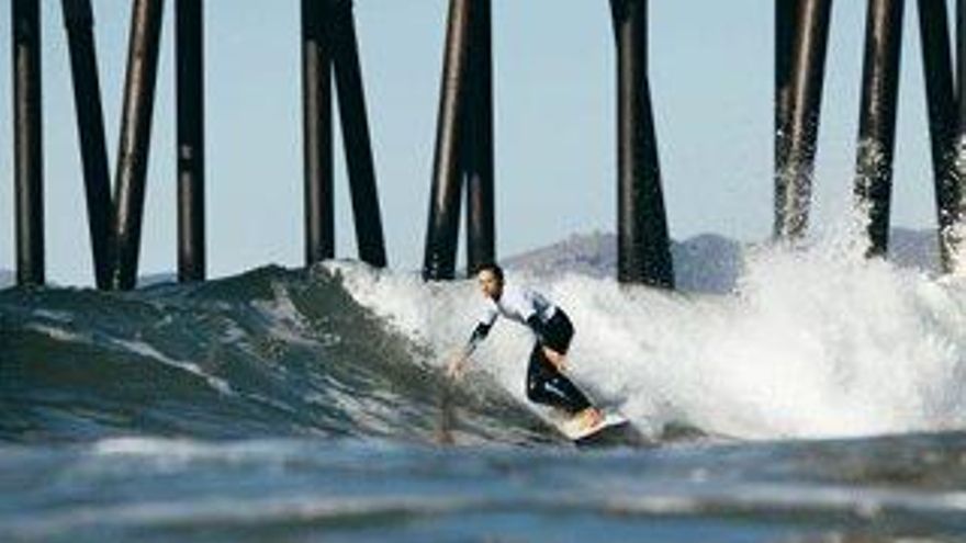 El grancanario Óscar Pérez, subcampeón del mundo de surf adaptado