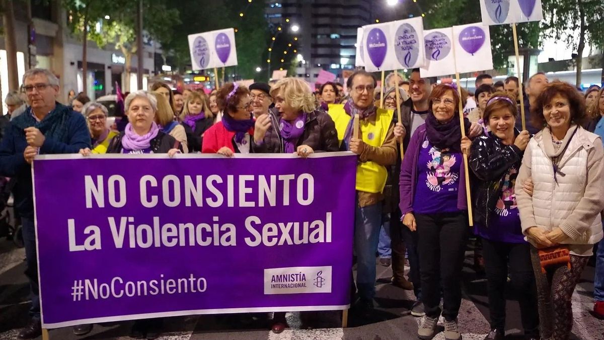 Activistas de Amnistía Internacional, en una manifestación.