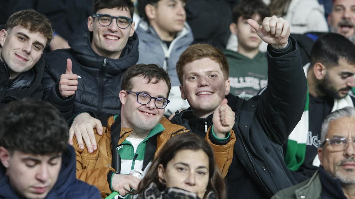 Grada Blanquiverde del Córdoba CF - Burgos CF