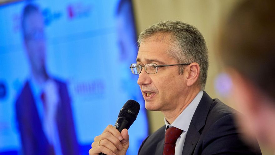 De Cos pide un mecanismo fiscal permanente para atajar las divergencias en la UE