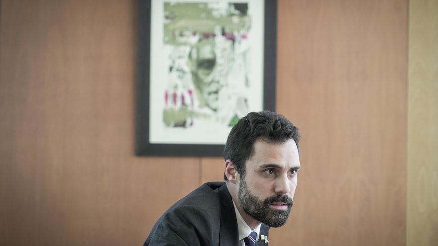 El juez tarda año y medio en requerir los móviles infectados por Pegasus de Torrent y Maragall