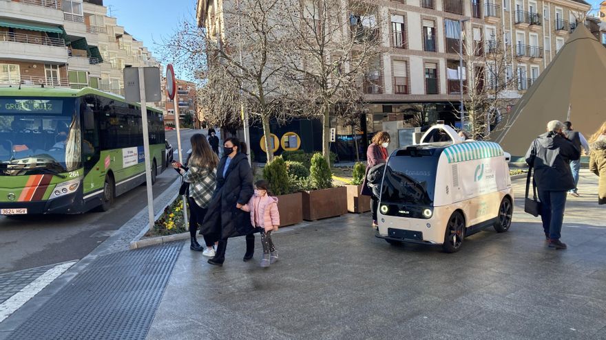 Madrid-Singapur, con parada en Villaverde: robots y coches sin conductor intentan abrirse paso en la capital