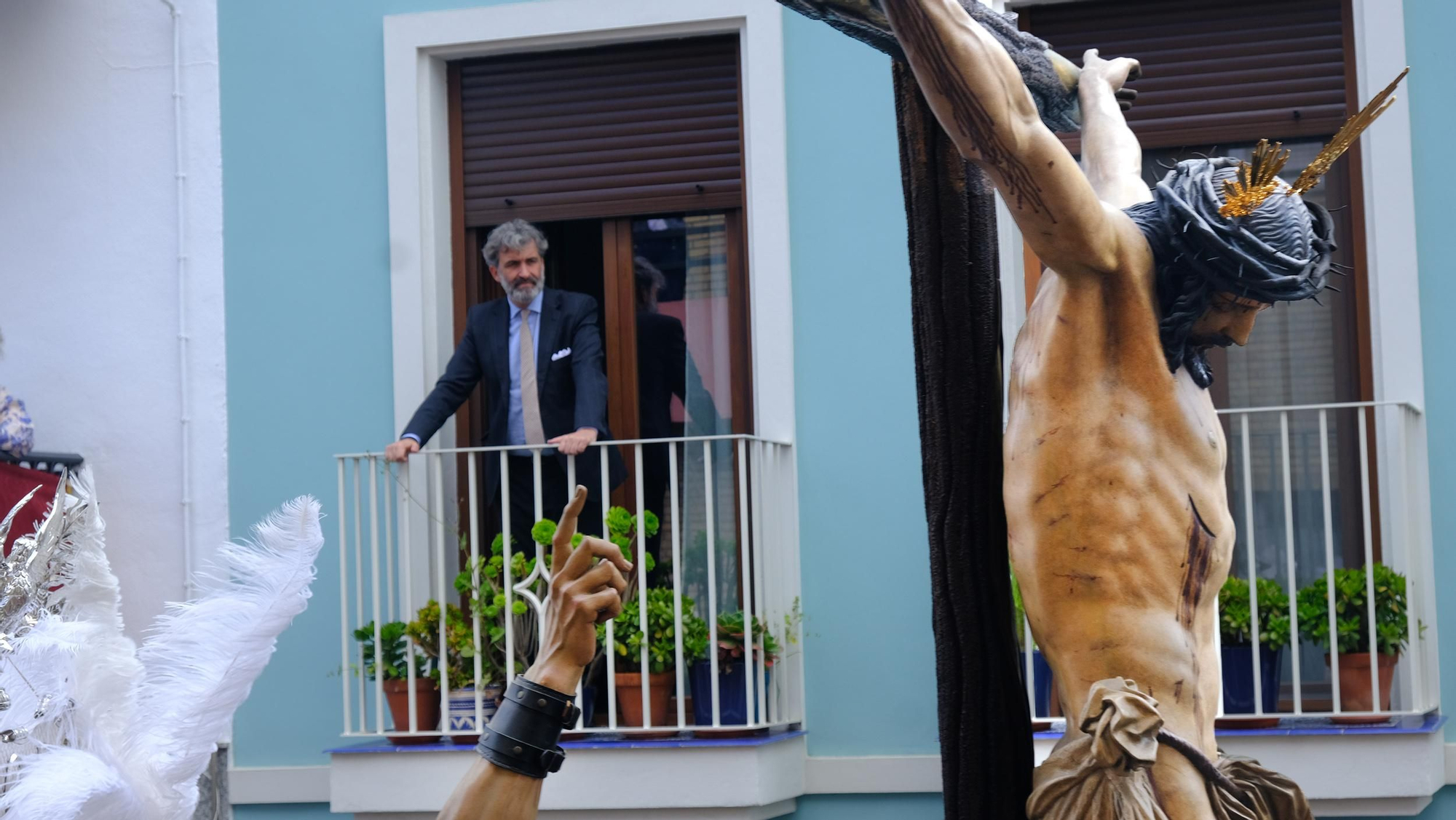 Viendo la cofradía en primera línea