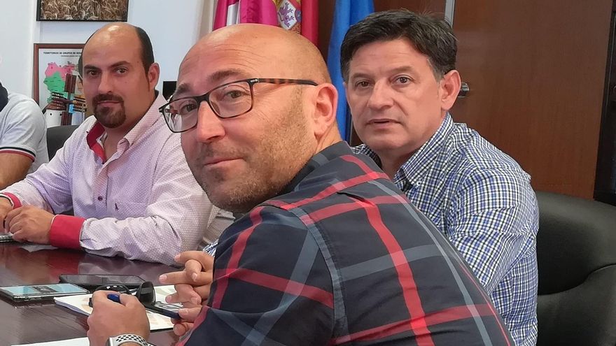 Julián Morcillo en la reunión con Ramón Sáez
