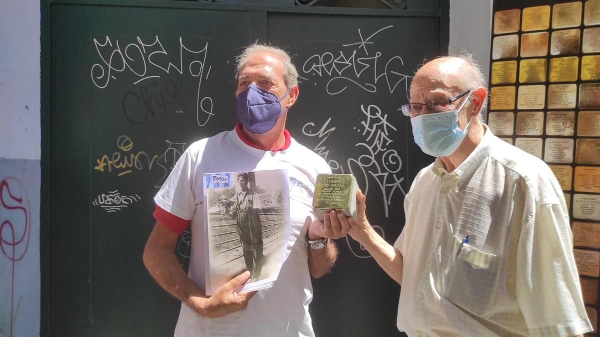 Quince 'stolpersteine' en Centro luchan contra la desmemoria