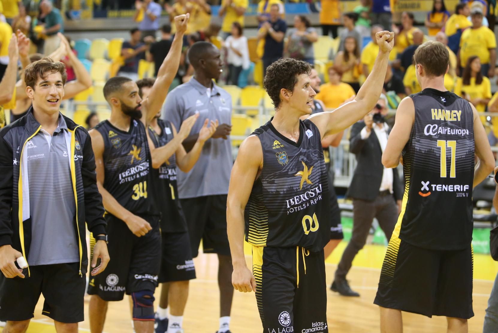 Imágenes del encuentro entre Herbalife Gran Canaria - Iberostar Tenerife. Alejandro Ramos.