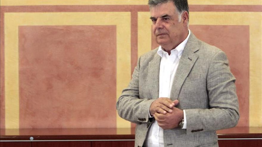 El Constitucional rechaza el recurso del exconsejero Viera contra su condena de cárcel por los ERE de Andalucía