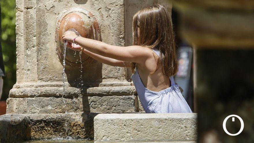 Córdoba baja de los 40 ºC por primera vez en ocho días, pero los avisos por calor se mantienen