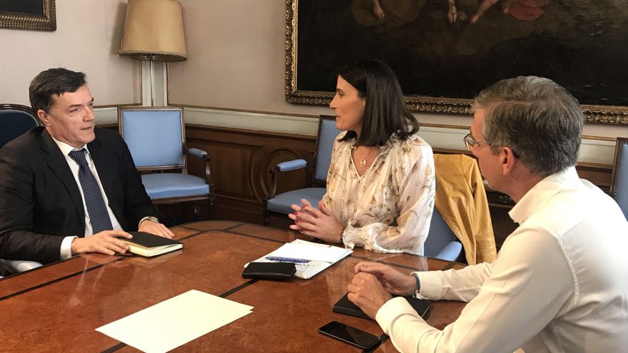 La alcaldesa de Santander confía en la abstención de la extrema derecha para aprobar el presupuesto municipal