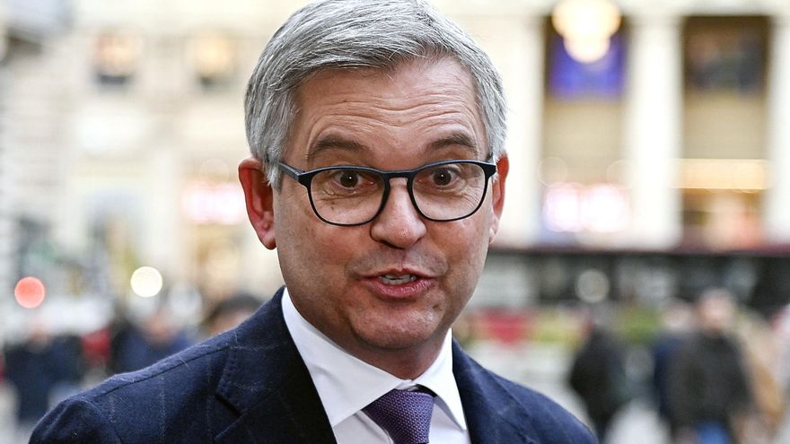 Bruselas quiere que la futura normativa de retornos "responsabilice" a los migrantes que no cooperen