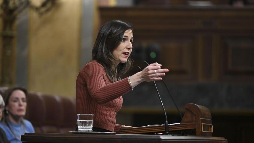La secretaria general de Podemos, Ione Belarra, interviene durante el pleno celebrado por el Congreso de los Diputados, este martes en Madrid. EFE/ Fernando Villar