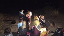 "Lesbos no es una isla, es una cárcel. Es la vergüenza de Europa"