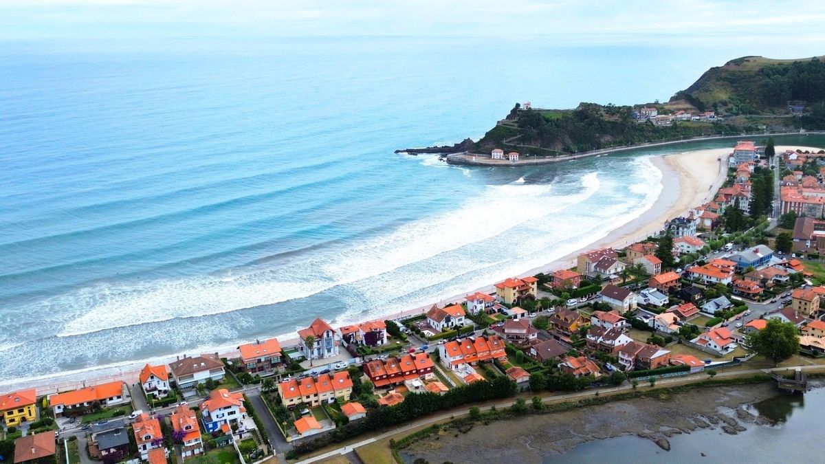 Ribadesella desde las alturas.