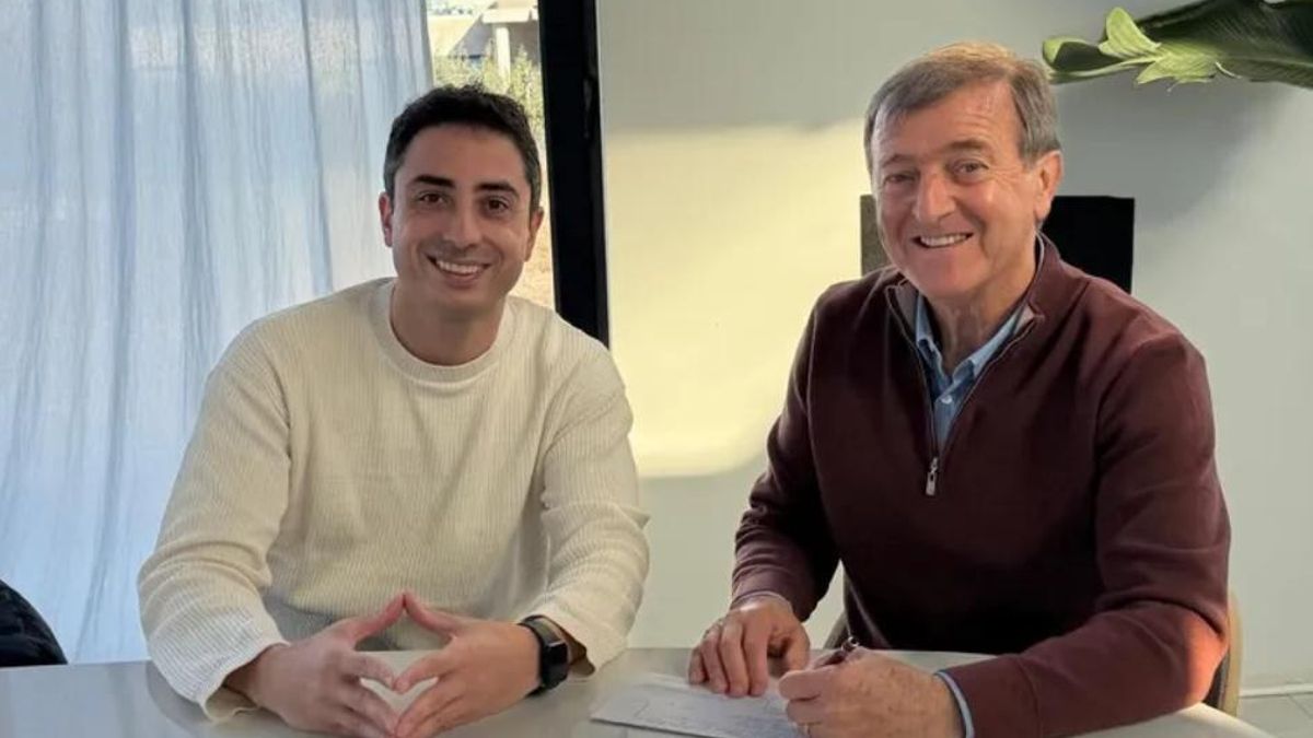Enzo Fullone y el diputado nacional Aníbal Tortoriello.
