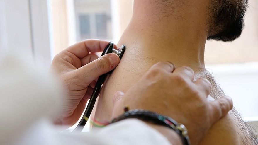 Los canarios esperan de media ocho días para una consulta en Atención Primaria